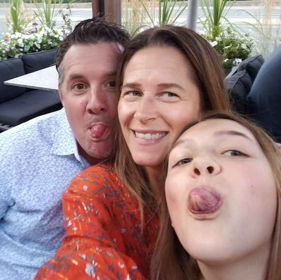 Meet your Posher, Michelle - Picture 2 of 3